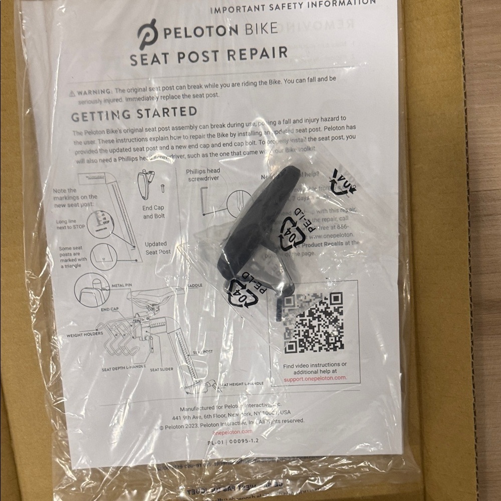 Peloton Seat Post Repair Component in Black - Picture 2 of 3
